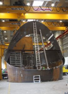 Prefabrication-pressure-piping-systems-in-Bilfinger-workshop